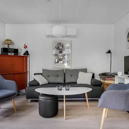 Alflak - 5-2km From The Sea By Interhome *